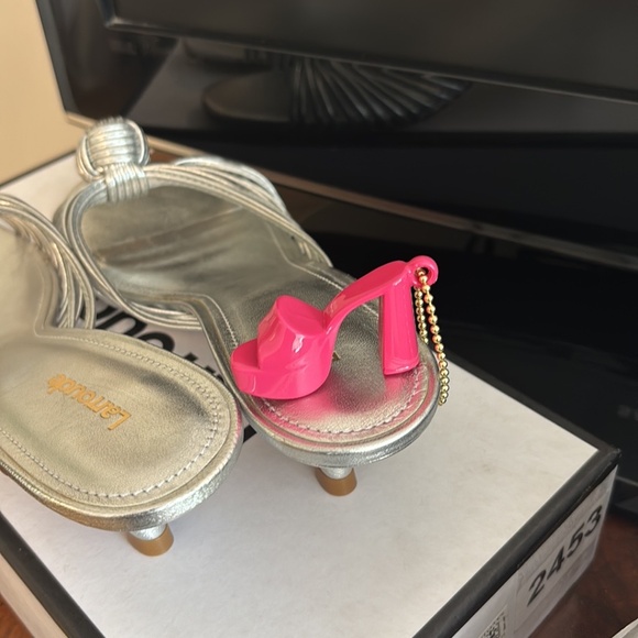 Larroude Valerie Sandal Silver size 7 NIB - Picture 7 of 9